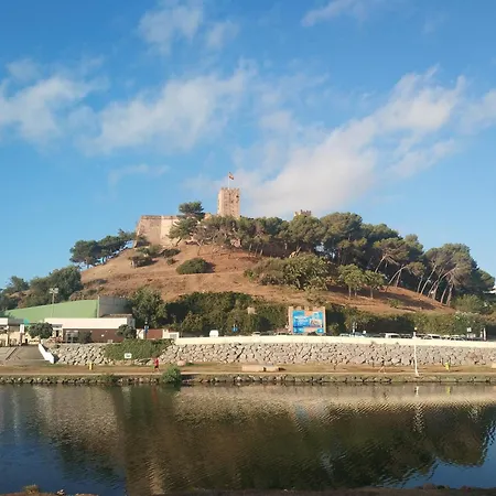 Rampas Puerto アパート フエンヒロラ